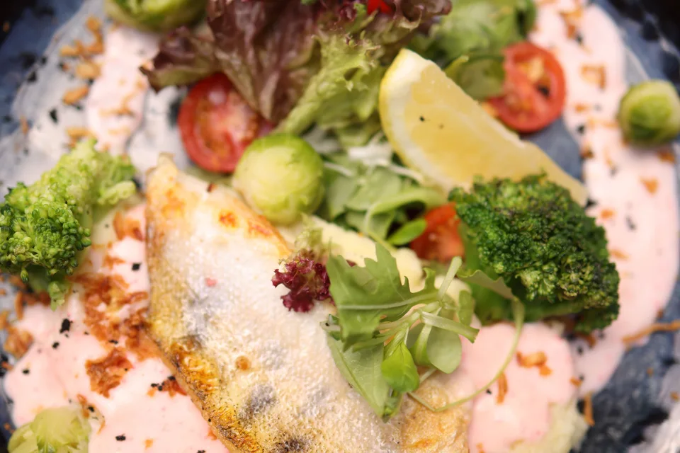BookNoFees: Voorbeeldfoto: Gegrilde vis