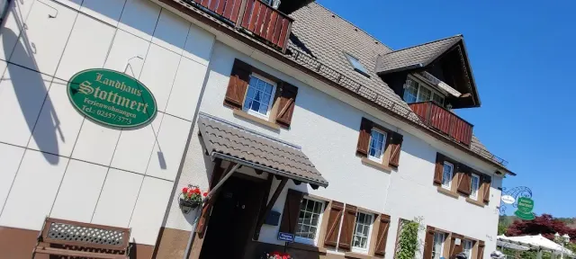 BookNoFees: Landhaus Stottmert, Herscheid