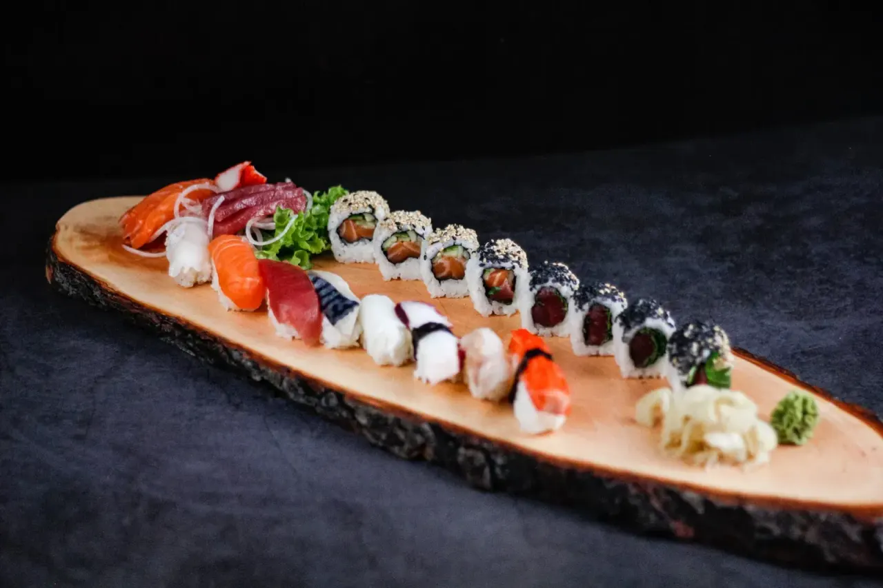 BookNoFees: Restaurant – Hitomi Sushi Bar – Meschede – Hitomi Sushibar, foto 1