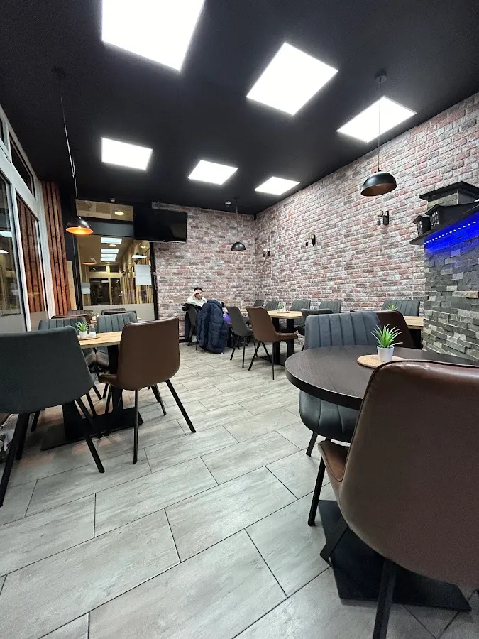 BookNoFees: Restaurant – Ege Kebab/Döner und Pizzahaus – Bönen – Ege Kebab/Döner en pizzeria, foto 1