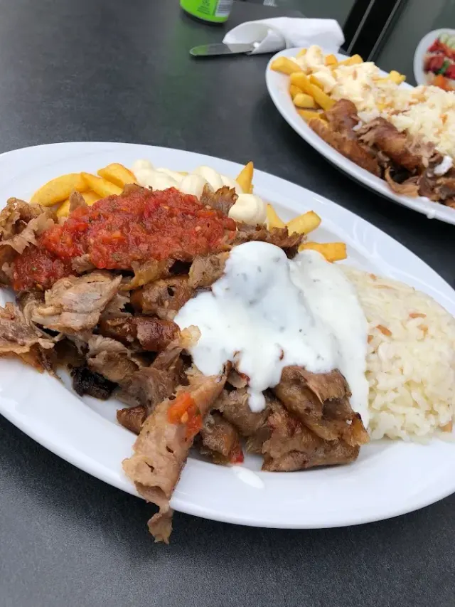 BookNoFees: Restaurant – Ege Kebab/Döner und Pizzahaus – Bönen – Ege Kebab/Döner en pizzeria, foto 3