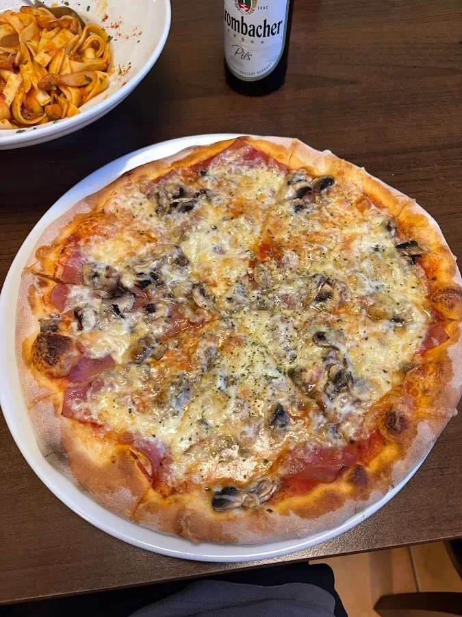 BookNoFees: Restaurant – Pizzeria Testarossa – Wetter (Ruhr) – Pizzeria Testarossa, foto 1