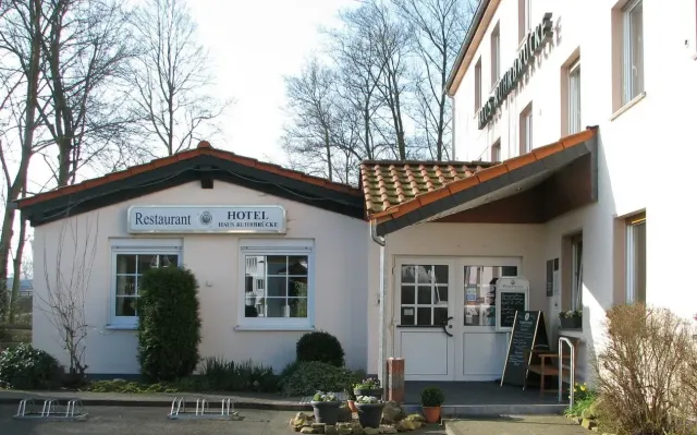 BookNoFees: Restaurant – Haus Ruhrbrücke – Fröndenberg – Huis Ruhrbrücke, foto 3