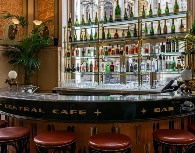 BookNoFees: Restaurant – Centrál Grand Cafe & Bar 1887 – Budapest – Centrál Grand Café & Bar 1887, foto 3