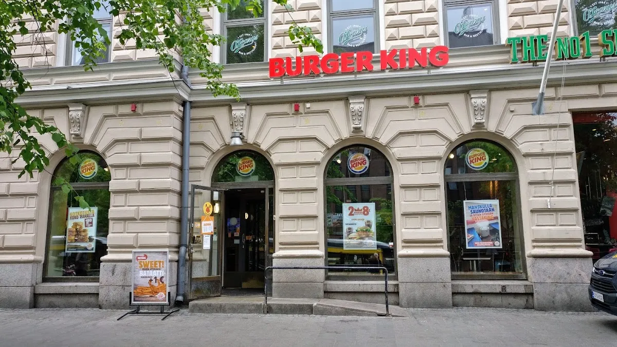 BookNoFees: Snackbar – Burger King – Helsinki – Koning van de hamburgers, foto 1