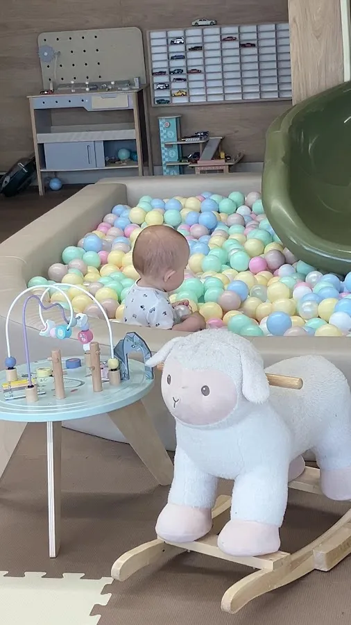 BookNoFees: Café – Bunny Kids Cafe – Bratislava – Bunny Kids Café, foto 3