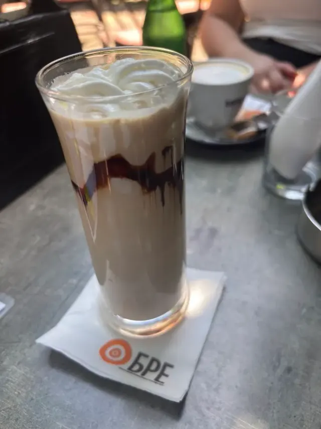 BookNoFees: Café – Bre Cafe – Belgrade – Korte koffie, foto 2