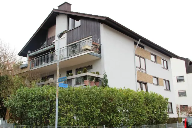 BookNoFees: vakantiehuis in Rheinstetten – Rustig appartement met tuin en parkeerplaats
