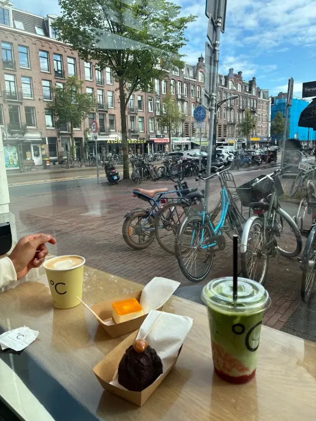 BookNoFees: Restaurant – Cafecito – Amsterdam – Koffietje, foto 2