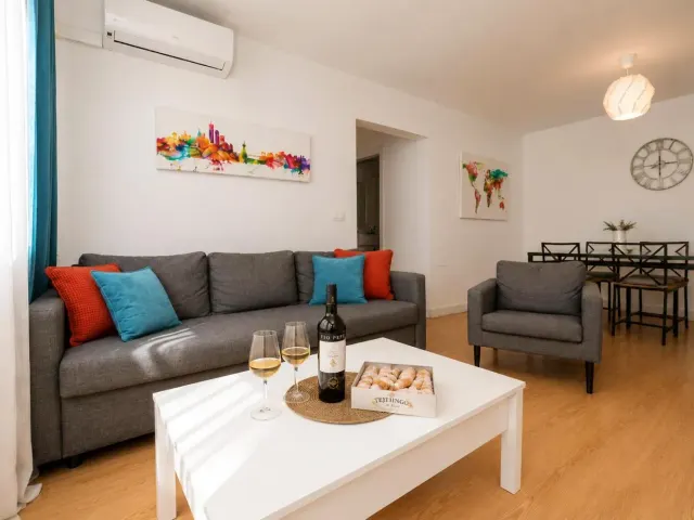 BookNoFees: Het hele appartement – Jerez De La Frontera