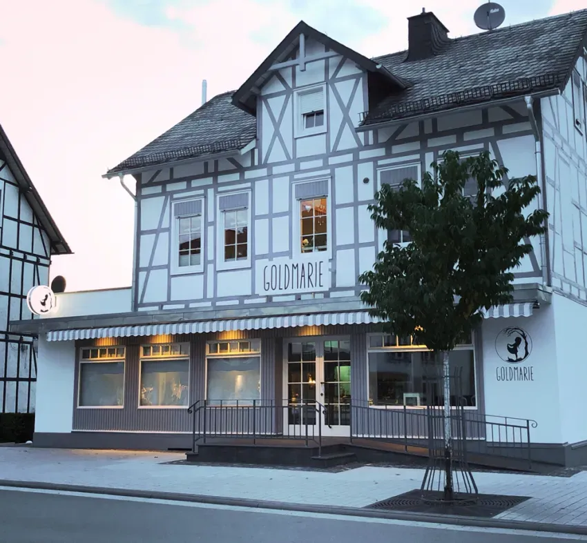 BookNoFees: Café – Goldmarie Café – Olsberg – Goldmarie Café, foto 1