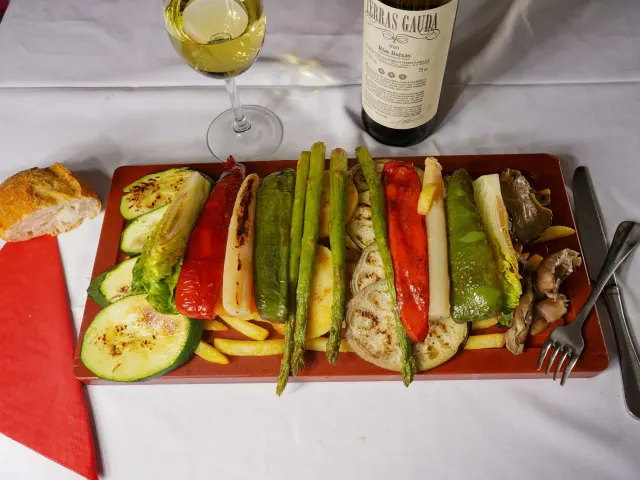 BookNoFees: Restaurant – El Lacón – Madrid – El Lacón, foto 2