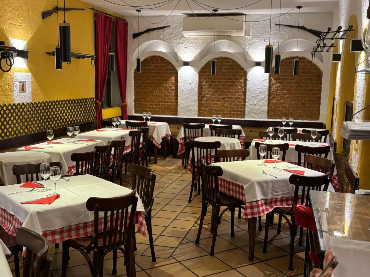 BookNoFees: Restaurant – El Lacón – Madrid – El Lacón, foto 1