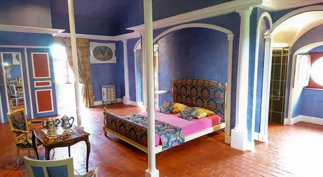 BookNoFees: vakantiehuis in Mouret – Kamer in een kasteel in Mouret