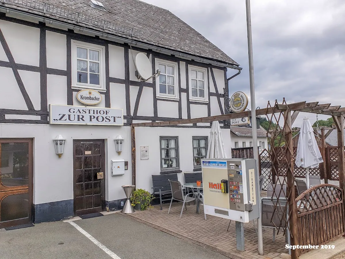 BookNoFees: Restaurant – Zur Post (Düdinghausen) – Medebach – Naar het postkantoor (Düdinghausen), foto 1