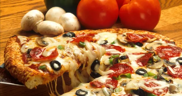 BookNoFees: Snackbar – Pizza Vitto – Madrid – Pizza Vitto, foto 2