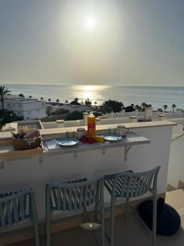 BookNoFees: Ruim penthouse met atriumterras en zwembaden – Mojácar
