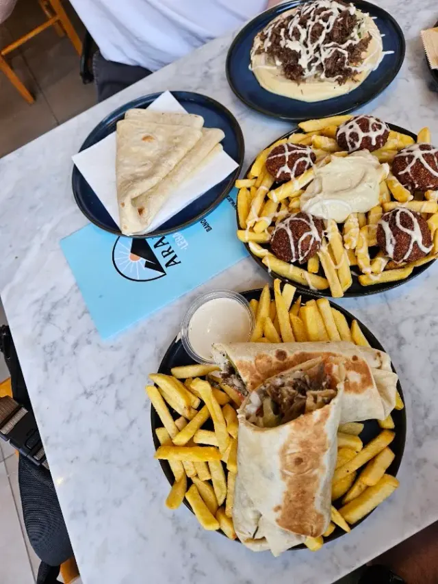 BookNoFees: Snackbar – Ararat Banovo Brdo – Belgrade – Ararat Banovo Brdo, foto 2