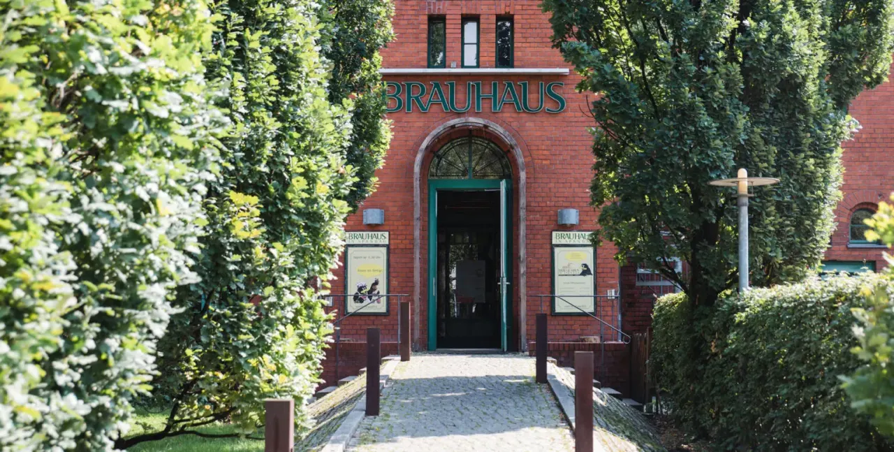 BookNoFees: Restaurant – Brauhaus Spandau – Berlin – Brouwerij Spandau, foto 1