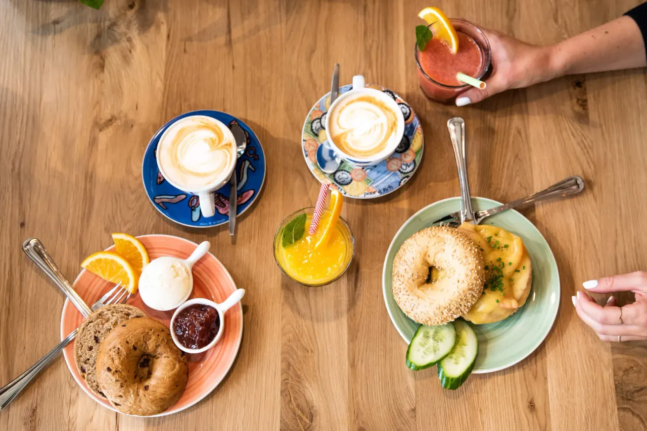 BookNoFees: Café – Bagels & Beans – Amsterdam – Bagels & Beans, foto 1