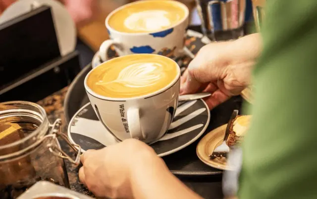 BookNoFees: Café – Bagels & Beans – Amsterdam – Bagels & Beans, foto 2