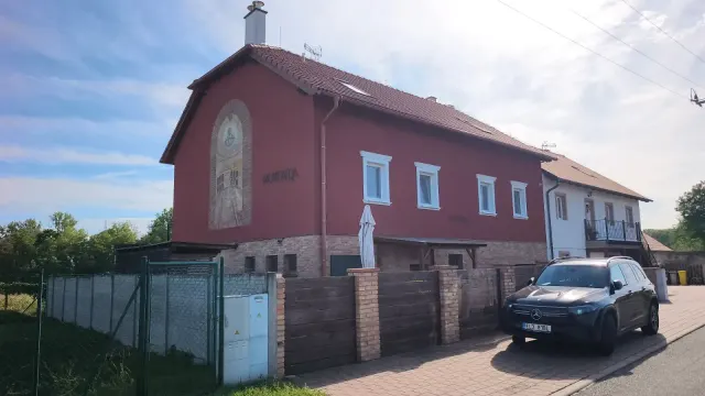 BookNoFees: Appartement met terras – Jevišovka