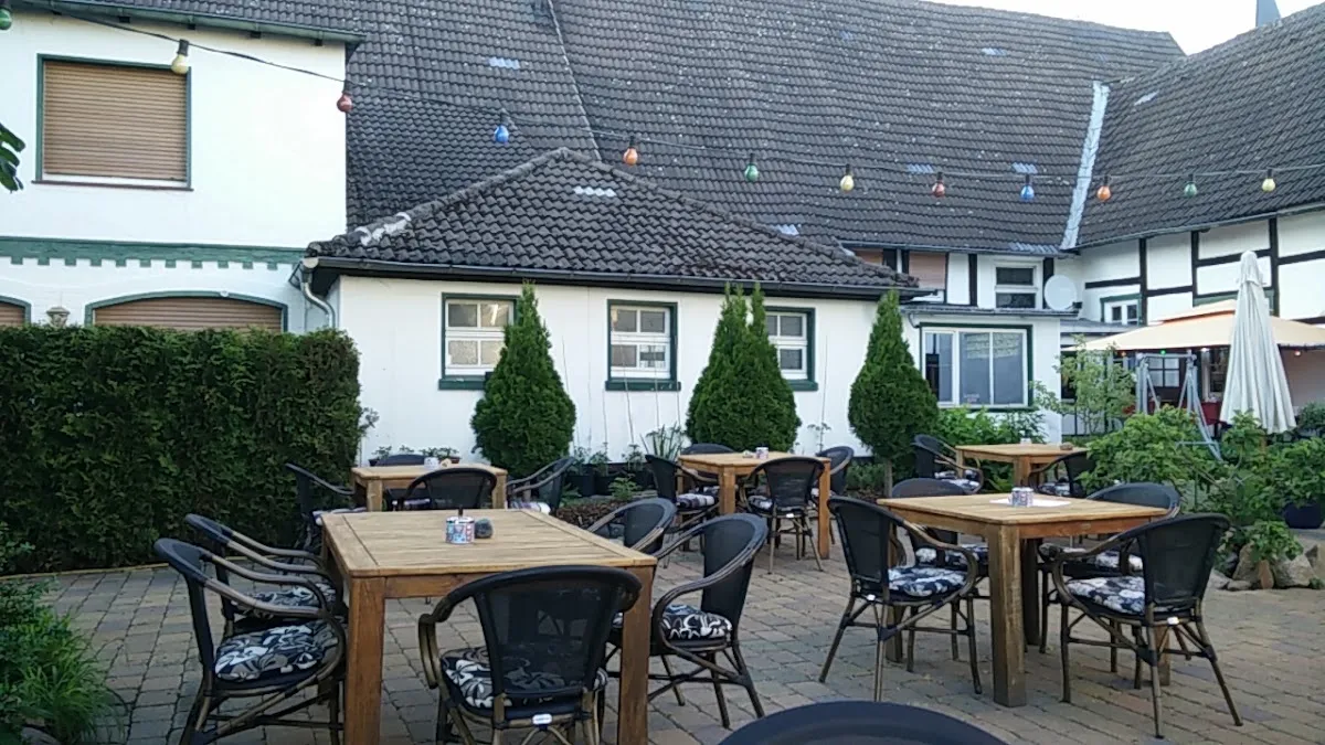 BookNoFees: Restaurant – Altes Gasthaus Voss – Lippstadt – Oude herberg Voss, foto 1