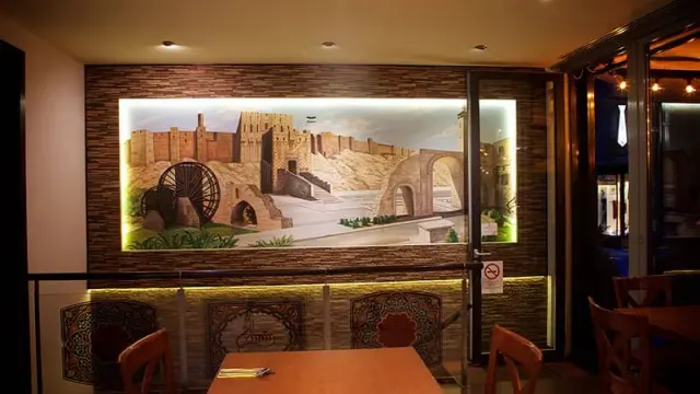 BookNoFees: Restaurant – Al-Amir – Budapest – De prins, foto 3