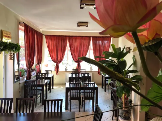 BookNoFees: Restaurant – A Chau – Warsaw – En sluiten, foto 2