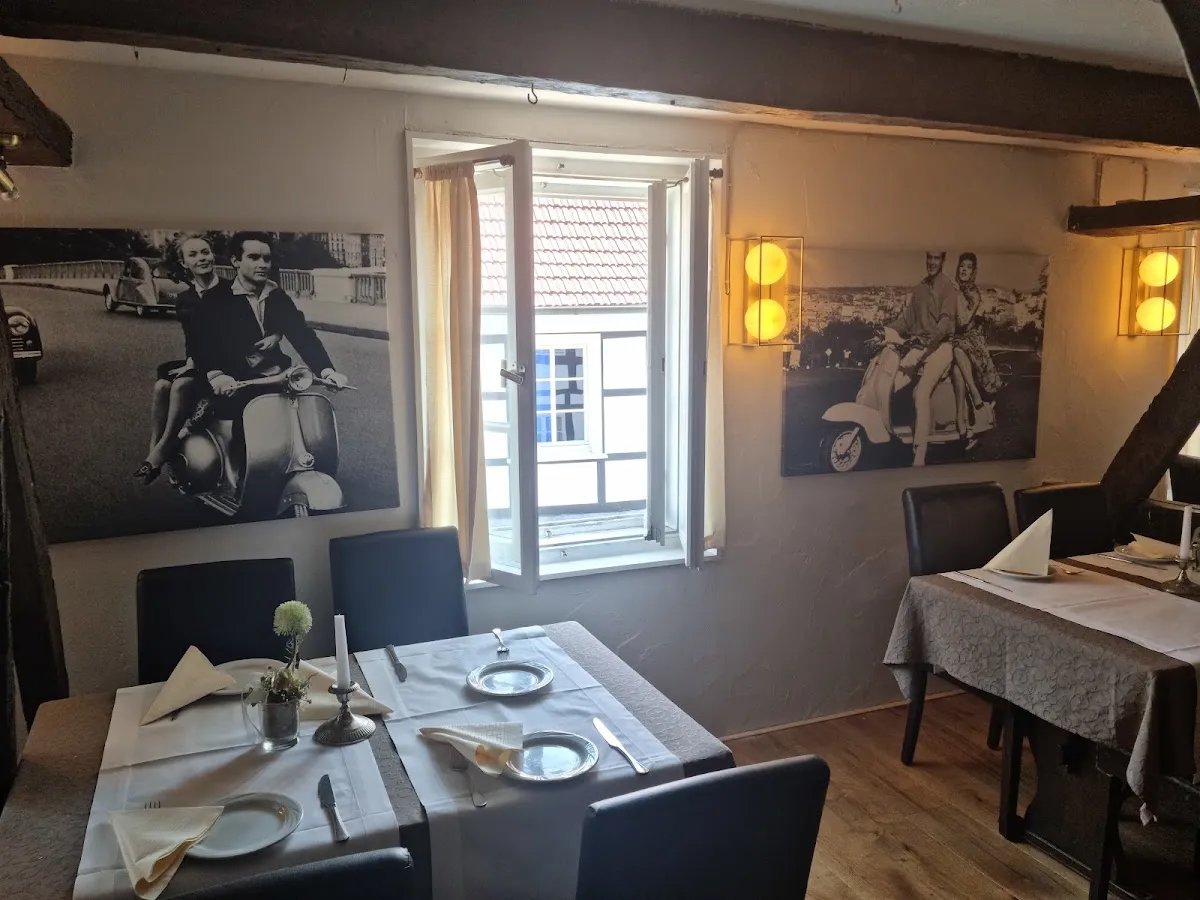BookNoFees: Restaurant – Bänksken – Hattingen – Werkblad, foto 1