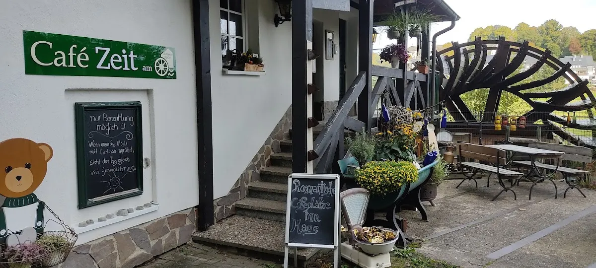BookNoFees: Restaurant – Café Zeit am Wasserrad – Schmallenberg – Café Zeit bij het waterrad, foto 1