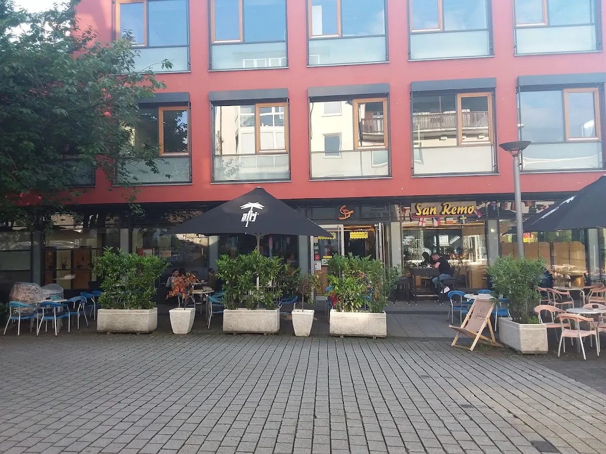 BookNoFees: IJs – Eiscafé San Remo – Iserlohn – Eiscafé San Remo, foto 1
