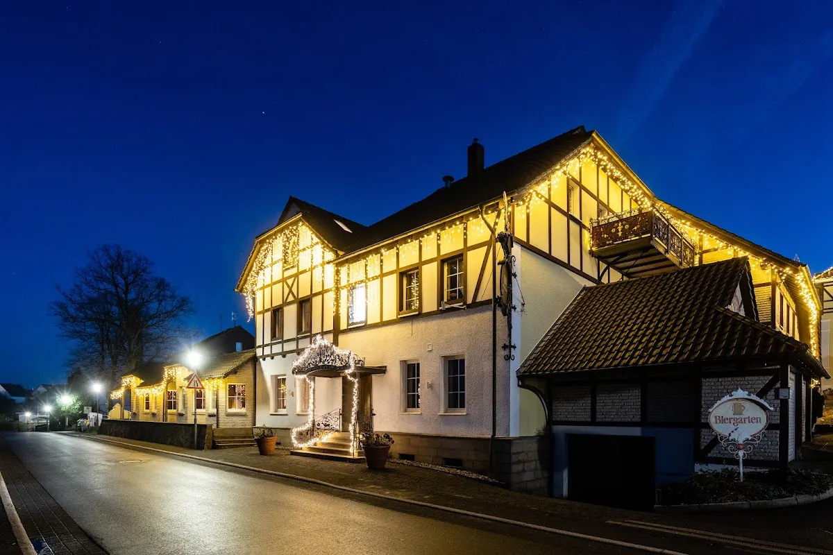 BookNoFees: Restaurant – Holzrichter – Nachrodt-Wiblingwerde – Houtbeoordelaar, foto 1