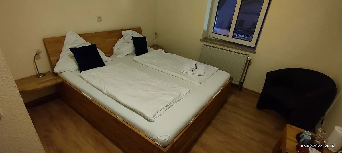 BookNoFees: Restaurant – Hotel-Restaurant Zum Alten Bahnhof – Kierspe – Hotel-restaurant Zum Alten Bahnhof, foto 1