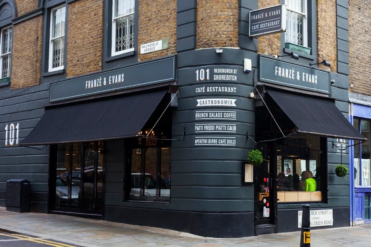 BookNoFees: Café – Franzè & Evans – London – Franzè & Evans, foto 1