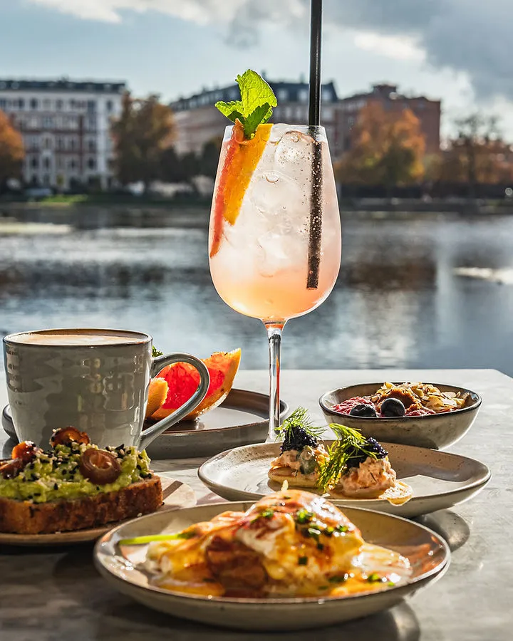 BookNoFees: Café – Cafe Livingstone – Copenhagen – Café Livingstone, foto 1