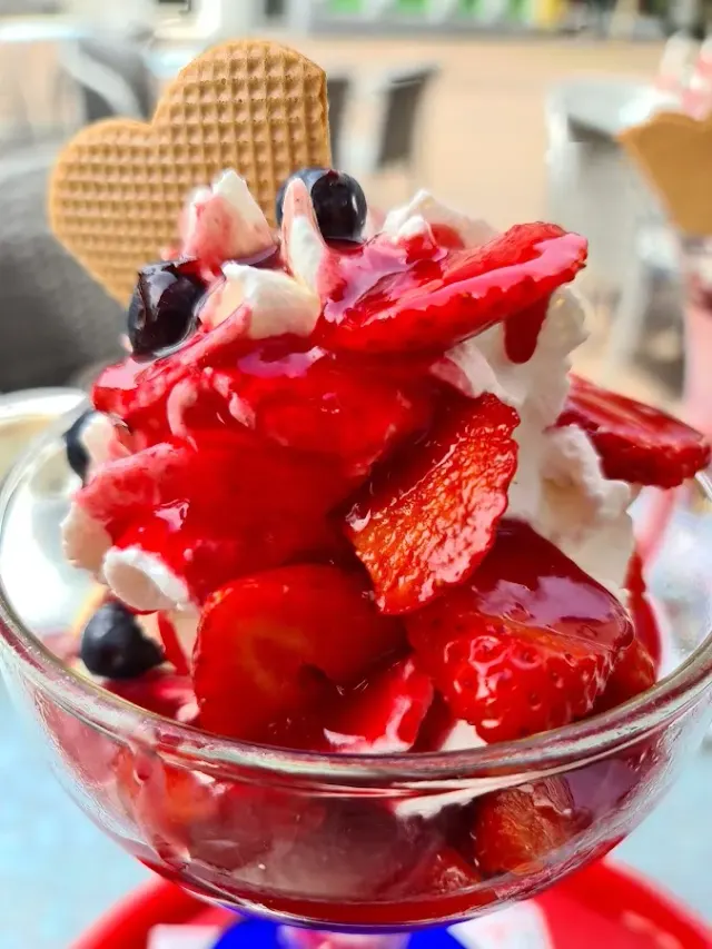 BookNoFees: Restaurant – Cortina Eiscafe – Herne – Cortina IJssalon, foto 2