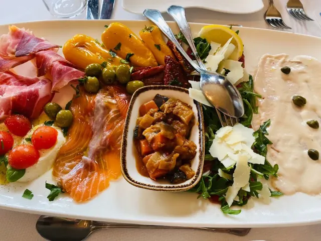BookNoFees: Restaurant – Hotel Il Duomo – Olpe – Hotel Il Duomo, foto 2