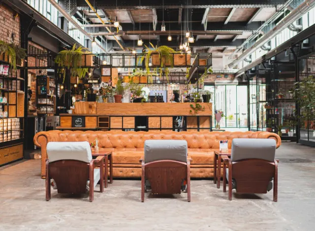 BookNoFees: Café – Vnitroblock – Prague – Vnitroblock, foto 2