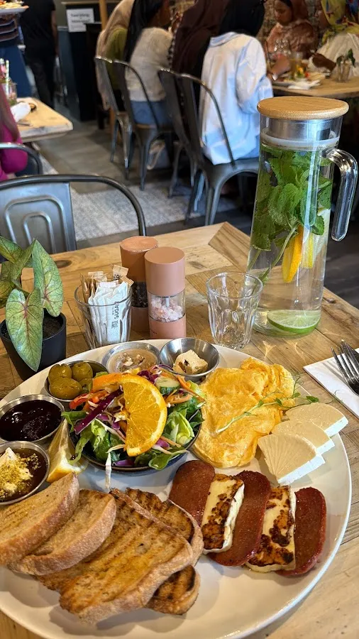 BookNoFees: Café – Dobar – London – Goed, foto 2