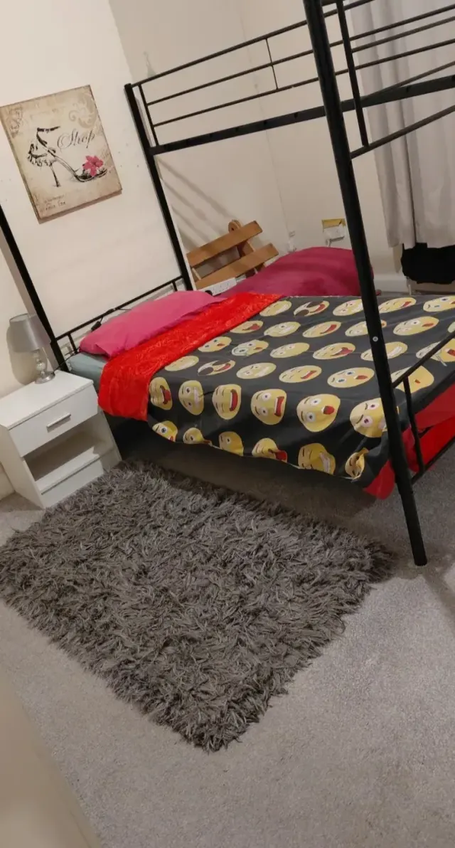 BookNoFees: Kamer in een huis in Leeds – Leeds