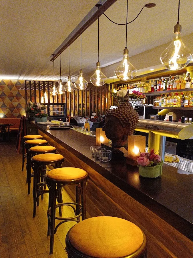 BookNoFees: Restaurant – Café Central – Lippstadt – Café Central, foto 1