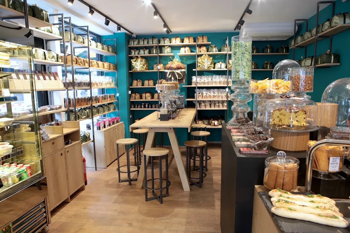 BookNoFees: Café – Arro Coffee - The Temple of Coffee – London – Arro Coffee - De tempel van de koffie, foto 1