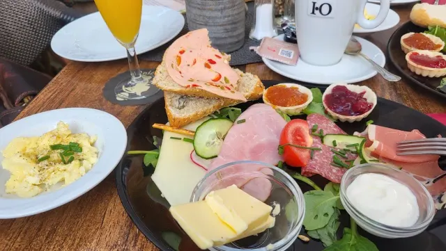 BookNoFees: Restaurant – Cafe Adele – Hattingen – Café Adele, foto 2