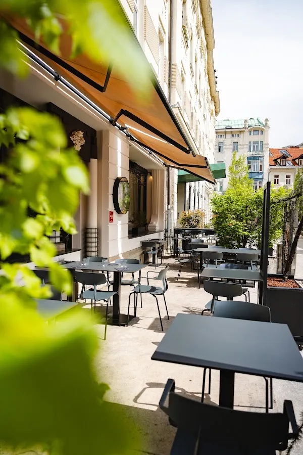 BookNoFees: Restaurant – Aftr – Ljubljana – Na, foto 1