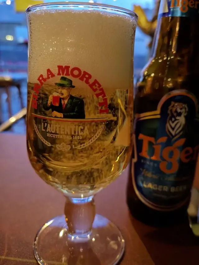 BookNoFees: Snackbar – Tuk Away – Dublin – Je hebt het mis, foto 2